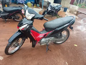 Yamaha 2023 Black