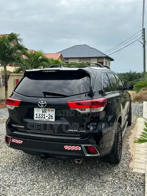 Toyota Highlander Limited Platinum 2019 Black