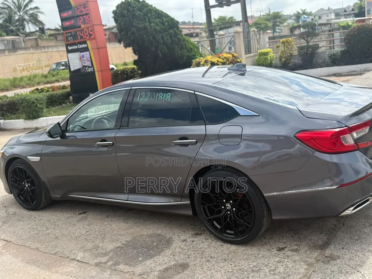 Honda Accord 2019 Gray