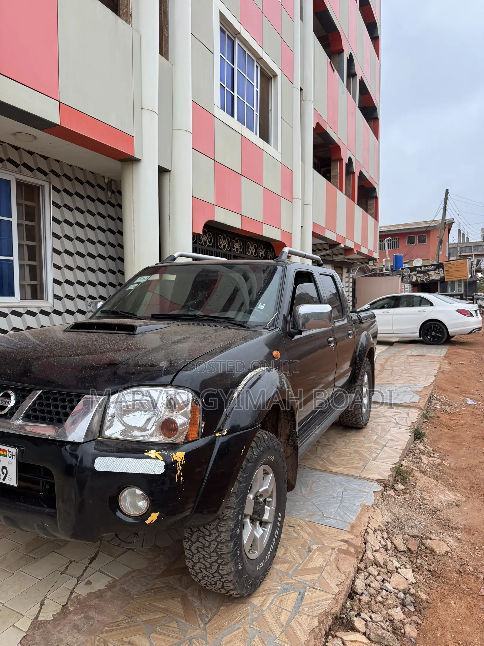 Nissan Hardbody 2018 Black