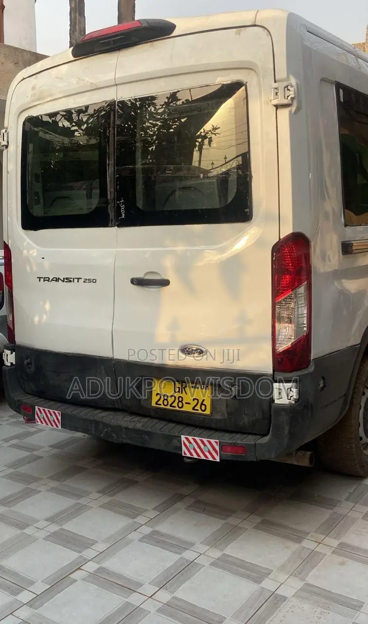 Ford Transit 2020 White