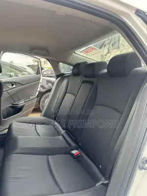 Honda Civic 2018 White