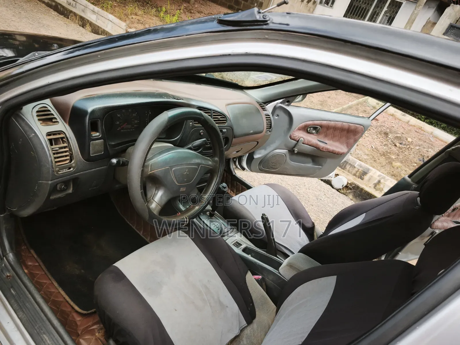 Mitsubishi Mirage LS Sedan 2001 Gray