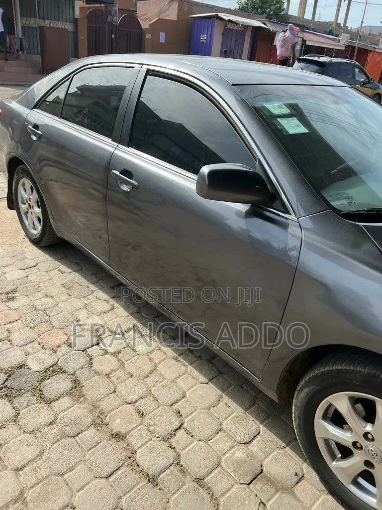 Toyota Camry 2011