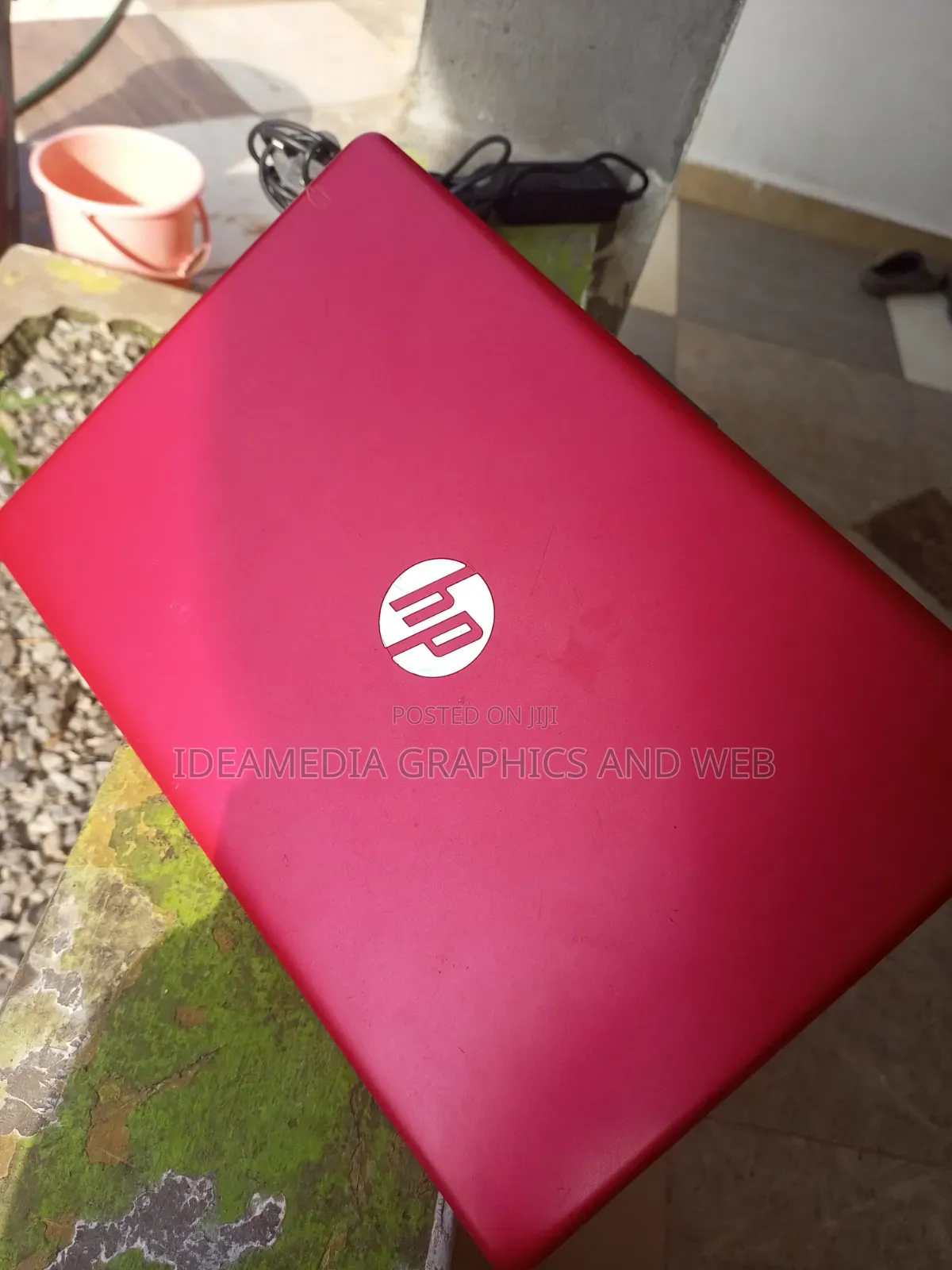 Laptop HP 15 12GB Intel Pentium HDD+SSD 700GB