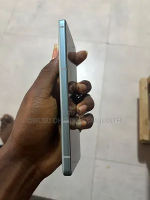 New Asus Zenfone 12 Ultra 256 GB Blue