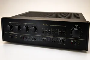 Accuphase E206 Amplifier ( Circa Late 1980s)