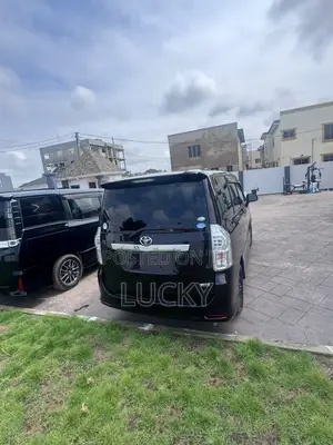 Toyota Voxy 2012 Black