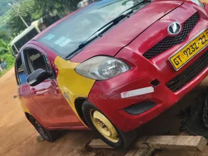 Toyota Vitz 2010 Red