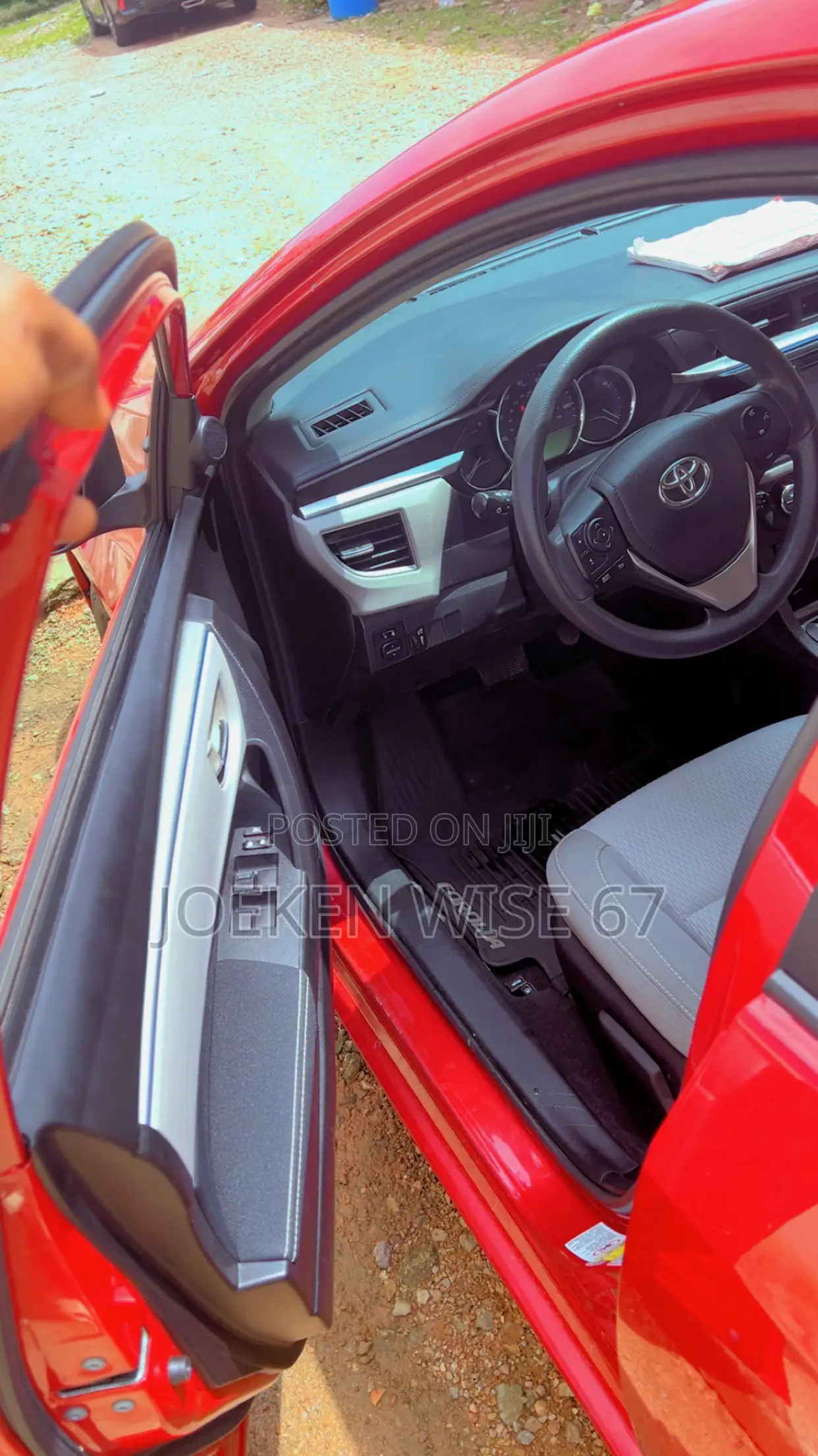 Toyota Corolla LE Eco 4dr Sedan (1.8L 4cyl CVT) 2016 Red