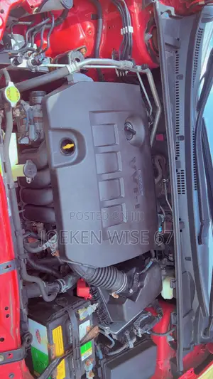 Toyota Corolla LE Eco 4dr Sedan (1.8L 4cyl CVT) 2016 Red