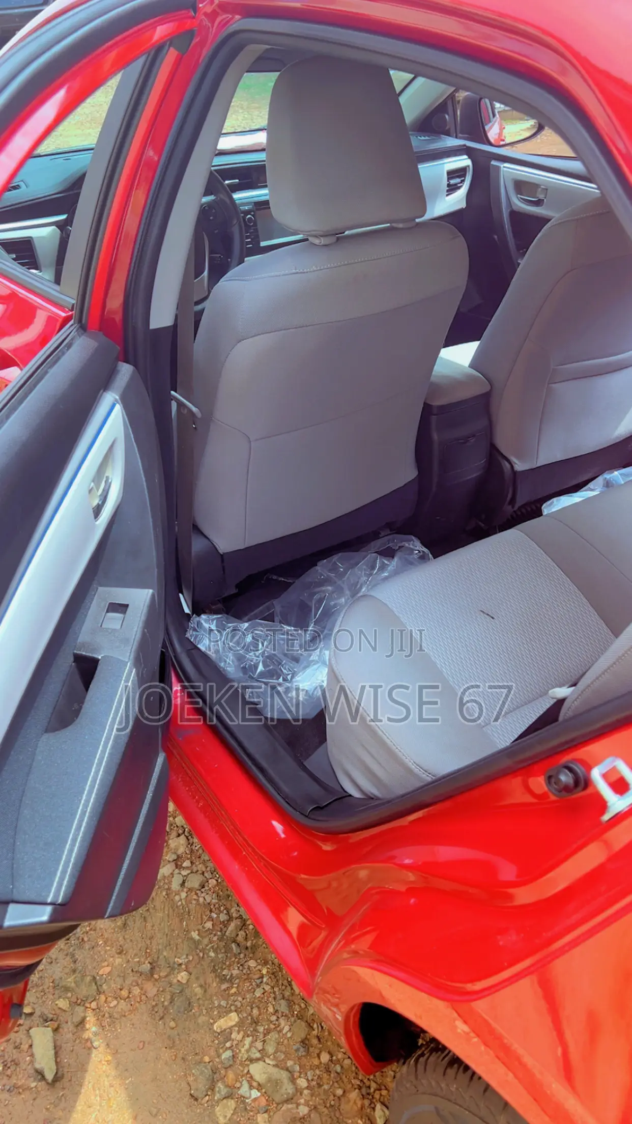 Toyota Corolla LE Eco 4dr Sedan (1.8L 4cyl CVT) 2016 Red