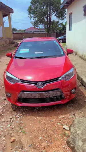 Toyota Corolla LE Eco 4dr Sedan (1.8L 4cyl CVT) 2016 Red