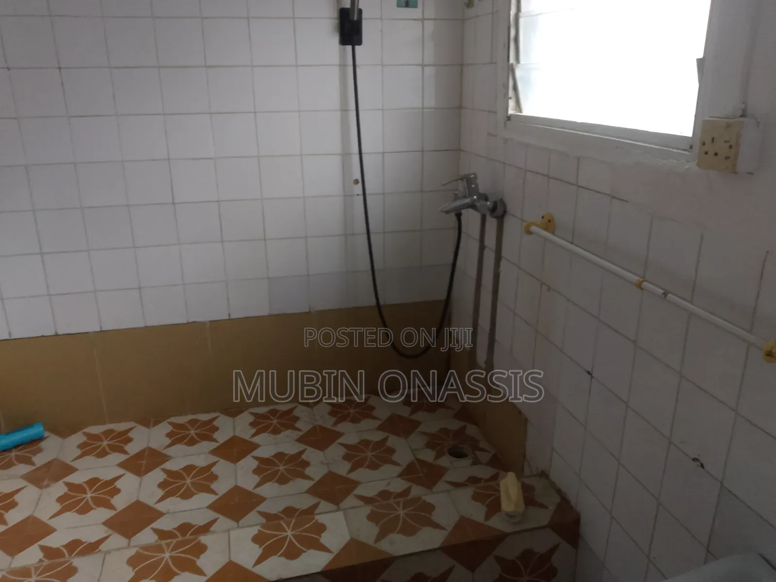 2bdrm Apartment in Items Property, Housing Down for rent