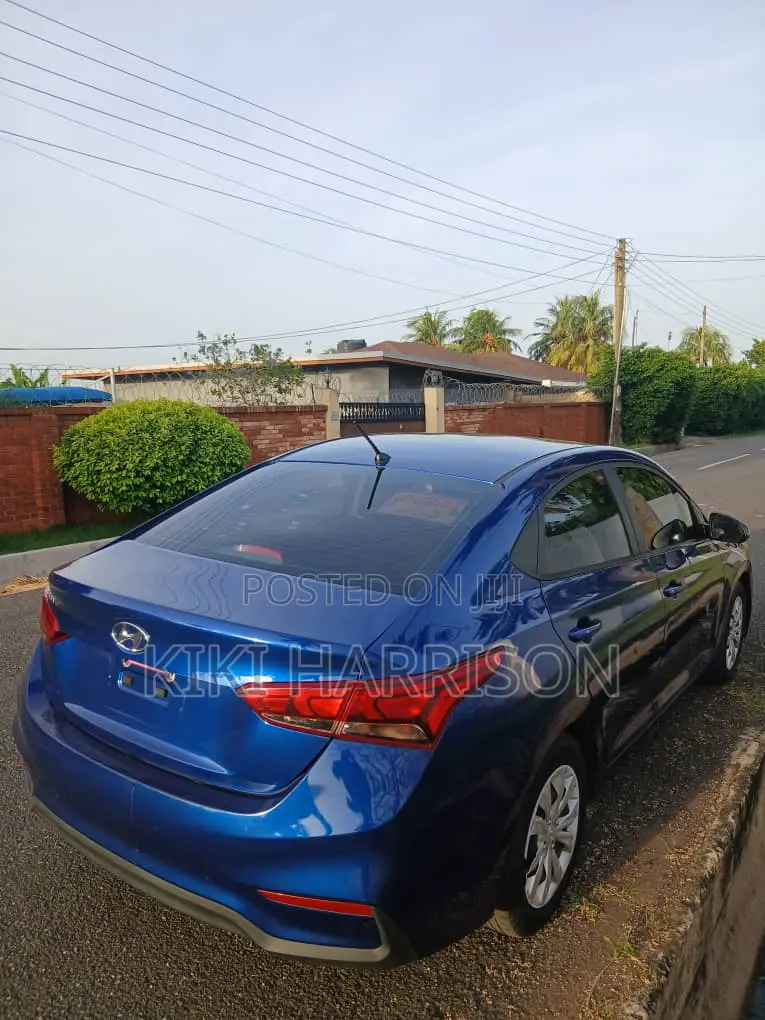 Hyundai Accent SE 2021 Blue