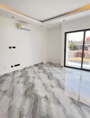 2bdrm Townhouse/Terrace in Ashaley Botwe for sale