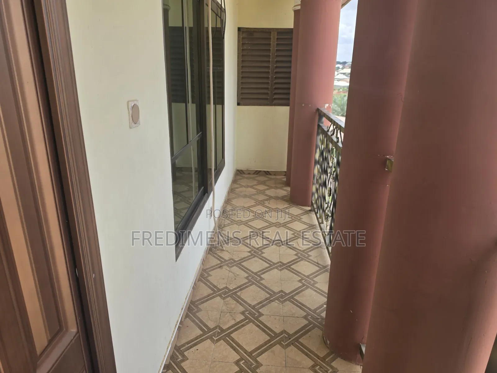 2bdrm Apartment in Fredimens Real, Afigya-Kwabre for rent