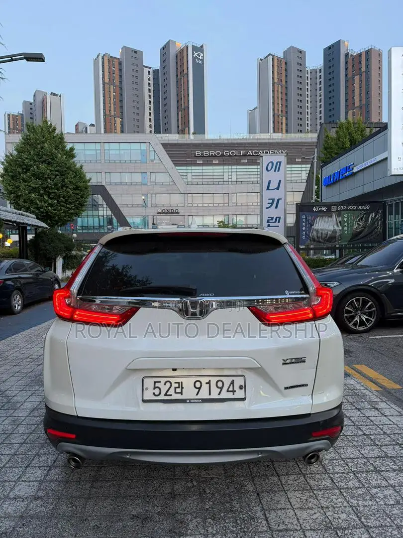 Honda CR-V LX 4dr SUV (2.4L 4cyl CVT) 2017 White