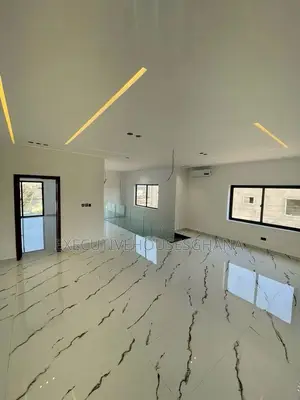 4bdrm House in Oyarifa for sale