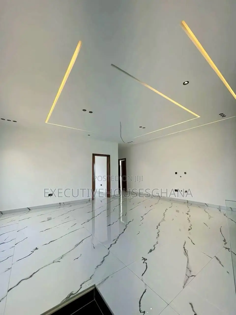 4bdrm House in Oyarifa for sale