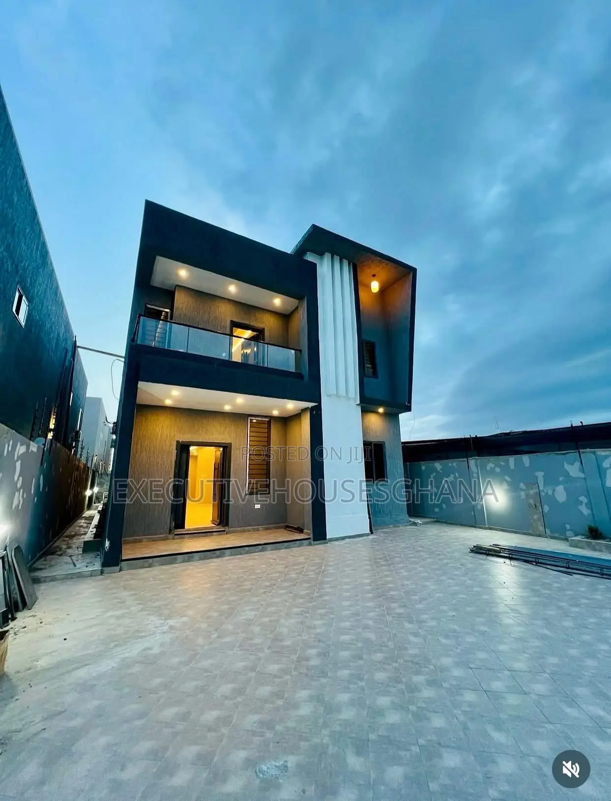 4bdrm House in East Legon for sale