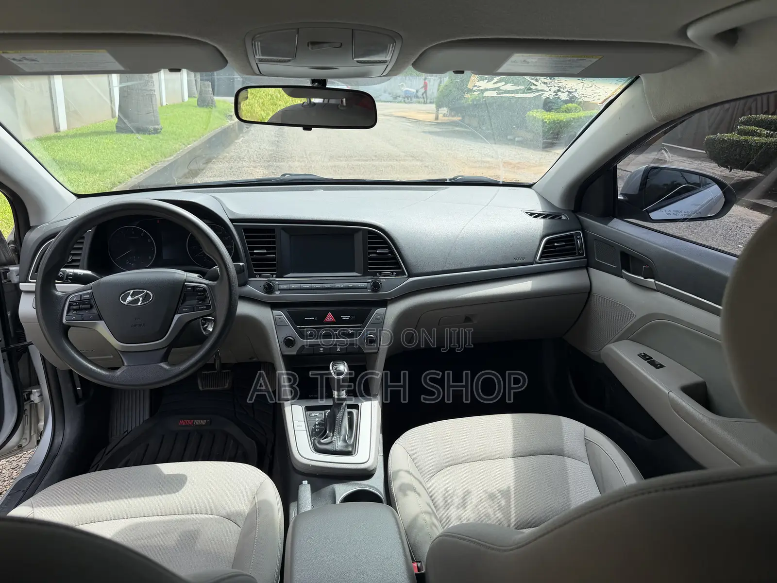 Hyundai Elantra Sport Sedan FWD (1.6L 4cyl 6M) 2017 Silver