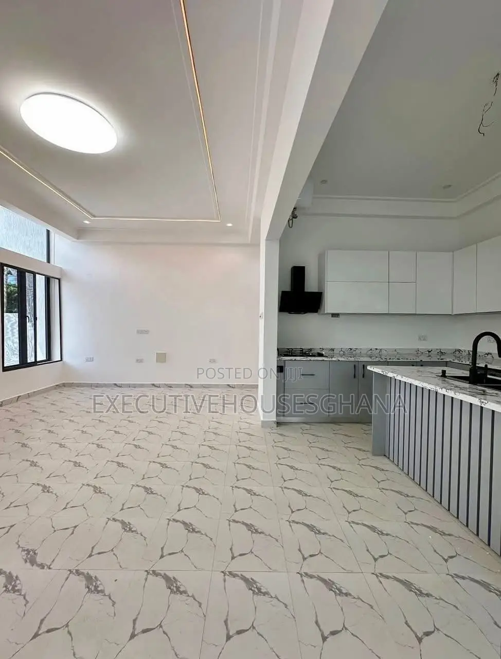 3bdrm House in Agbogba for sale