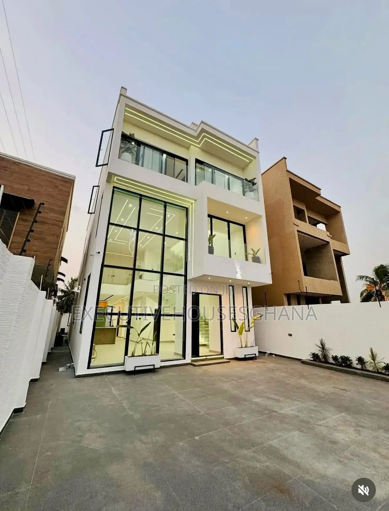 4bdrm House in East Legon for sale