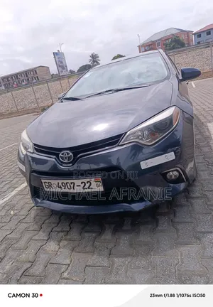 Toyota Corolla 2015