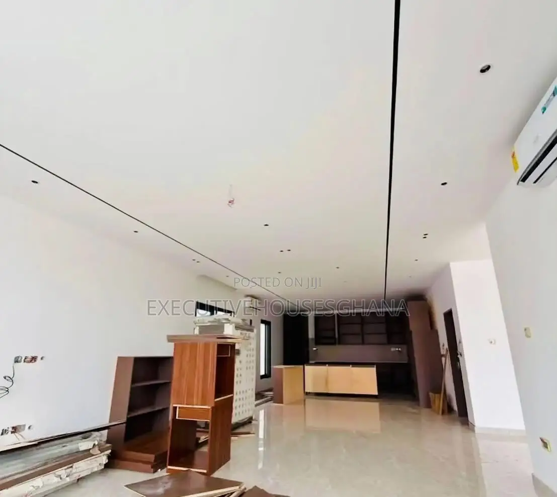 4bdrm House in East Legon for sale