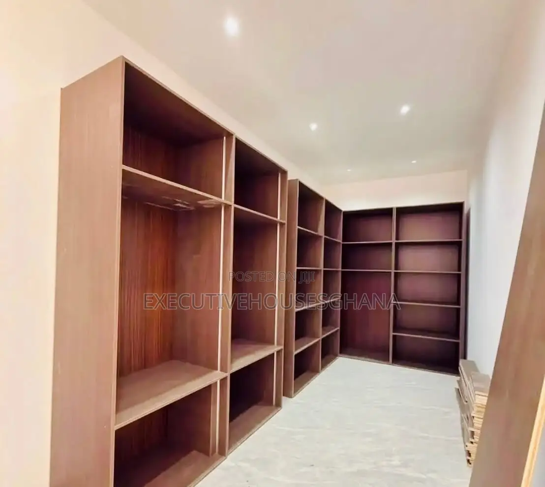 4bdrm House in East Legon for sale