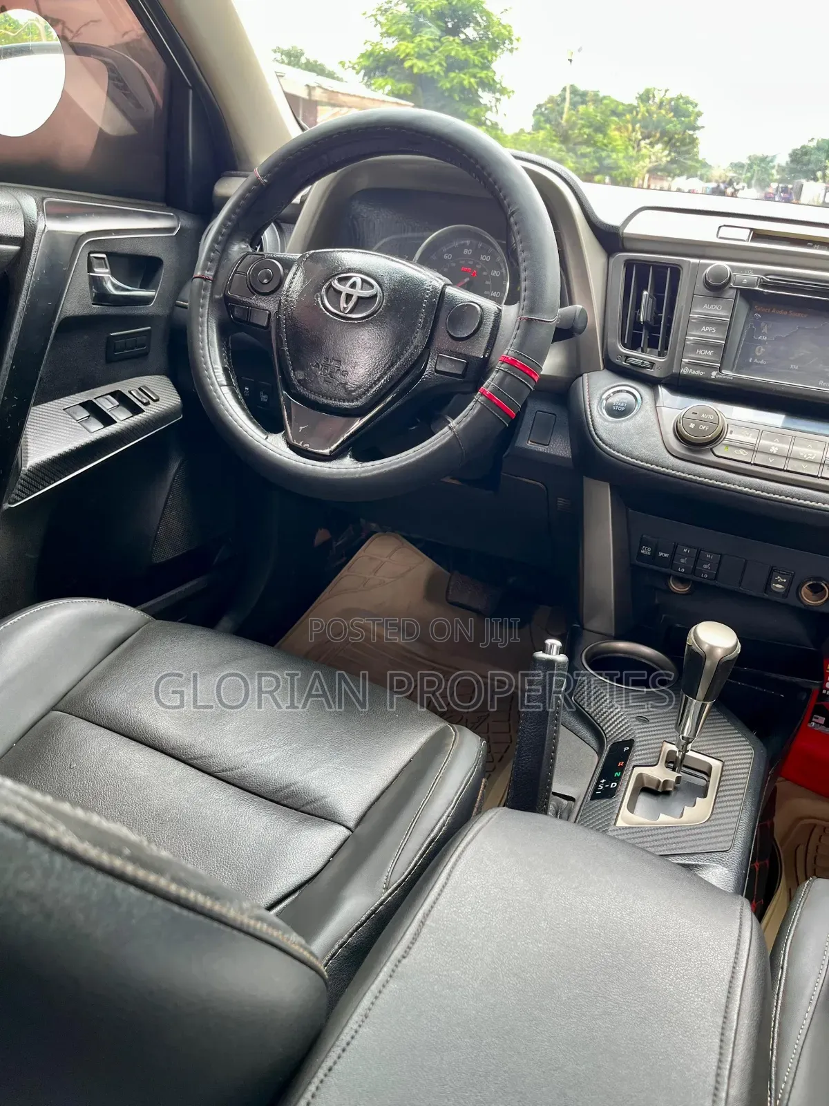 Toyota RAV4 Limited 4dr SUV (2.5L 4cyl 6A) 2015 Gray