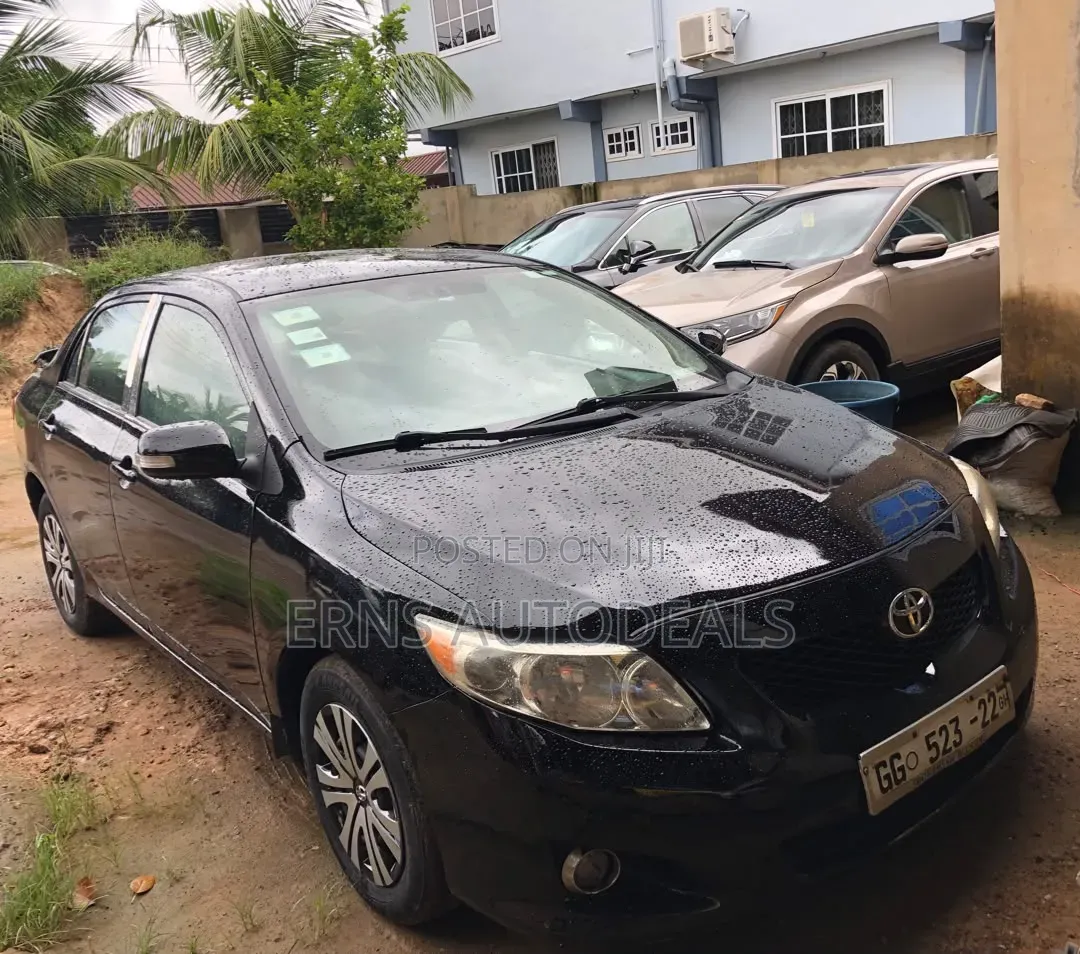 Toyota Corolla 2010 Black