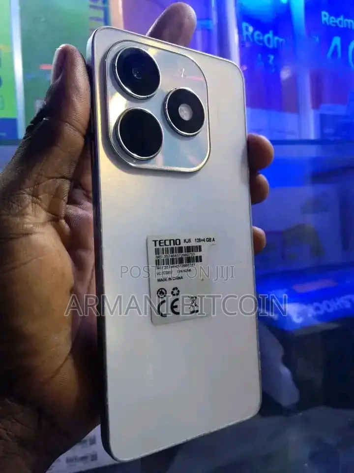 New Tecno Spark 20C 128 GB Silver