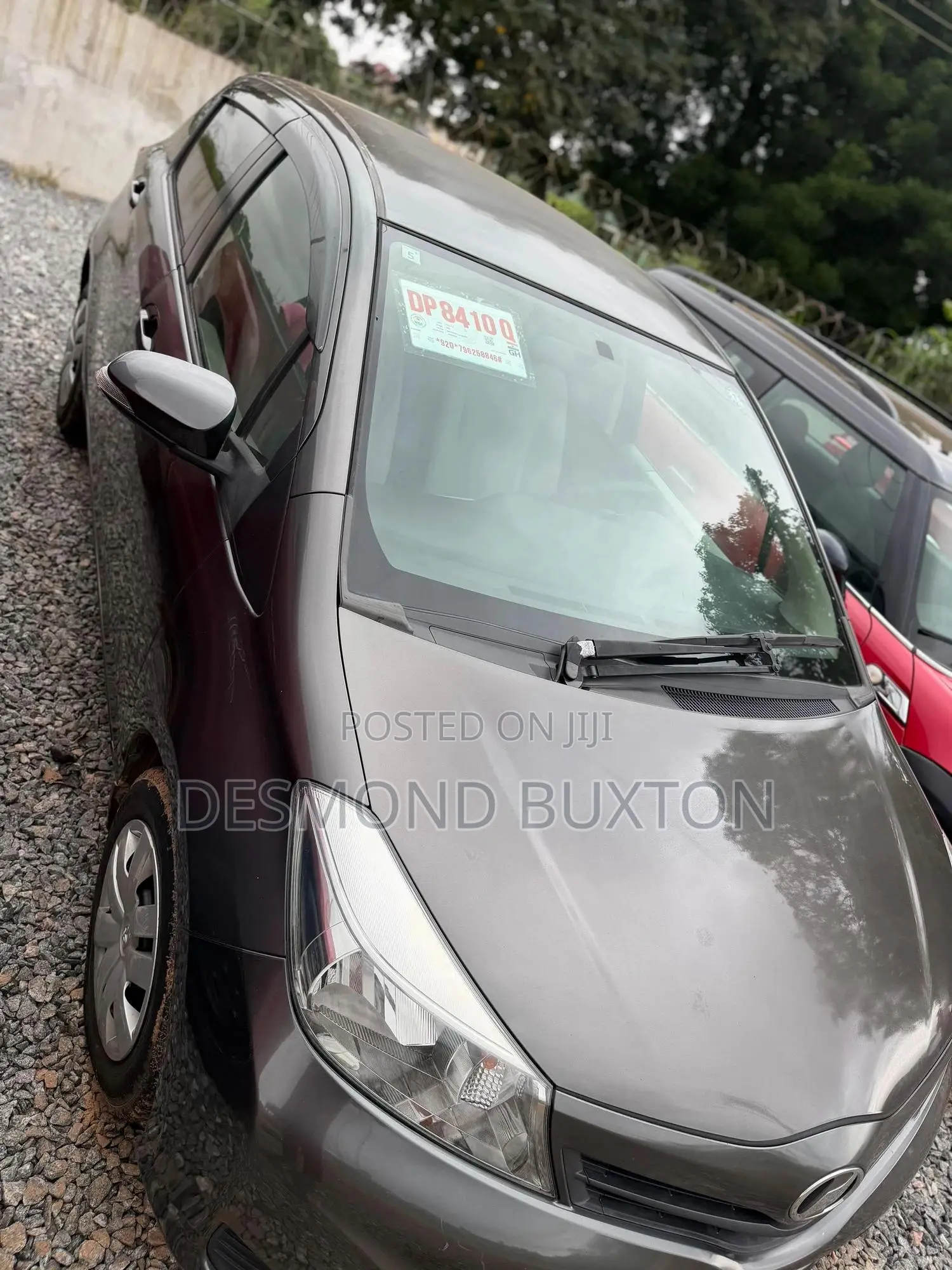 Toyota Vitz 1.3 FWD 3dr 2012 Gray