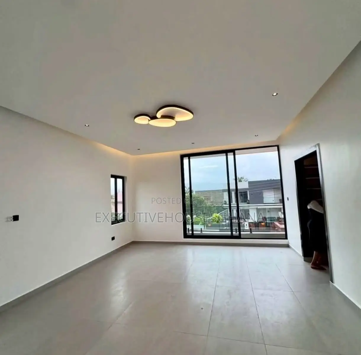 4bdrm House in Oyarifa for sale
