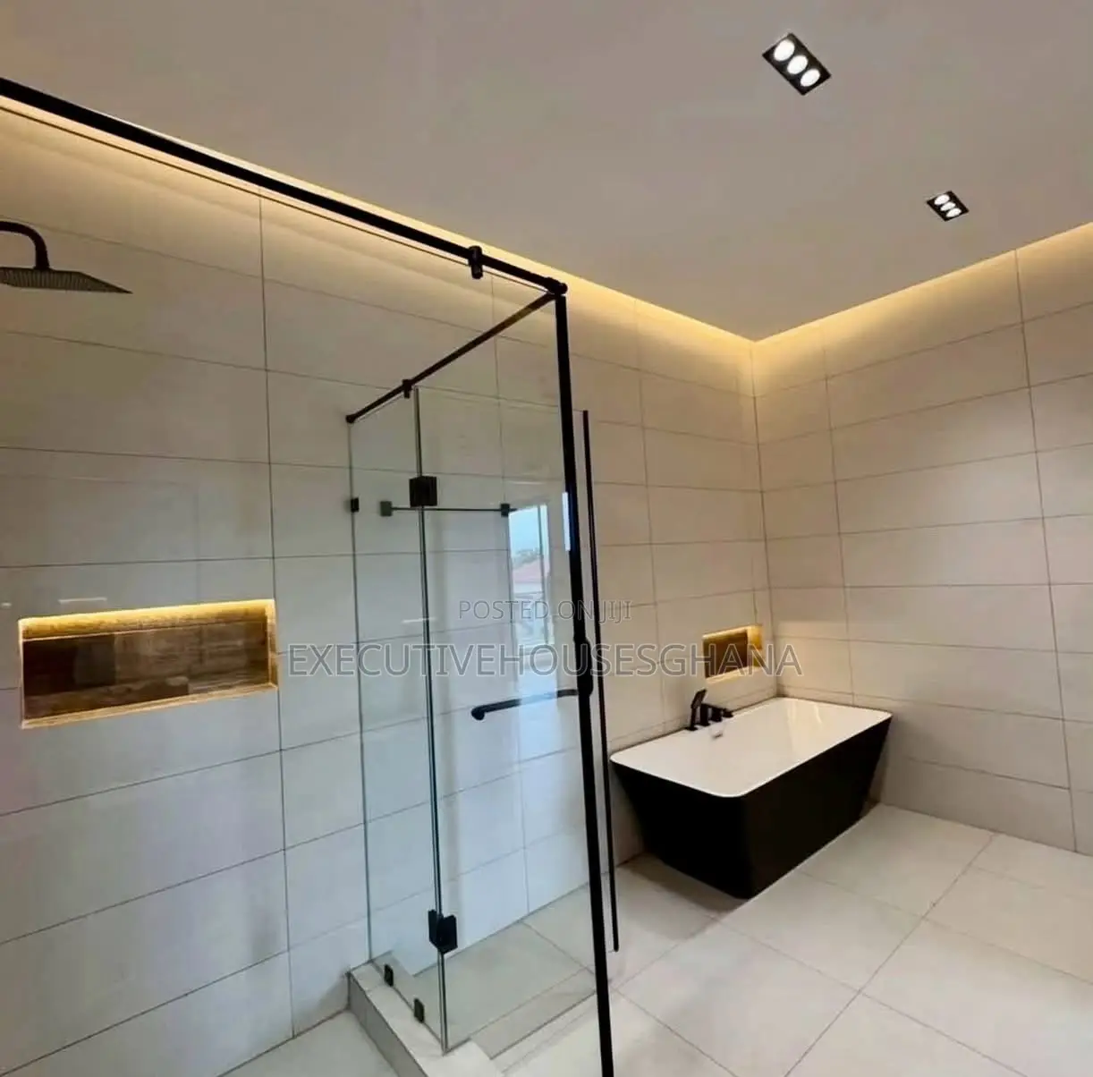 4bdrm House in Oyarifa for sale