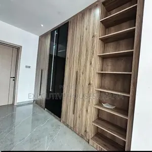 4bdrm House in Ashaley Botwe for sale