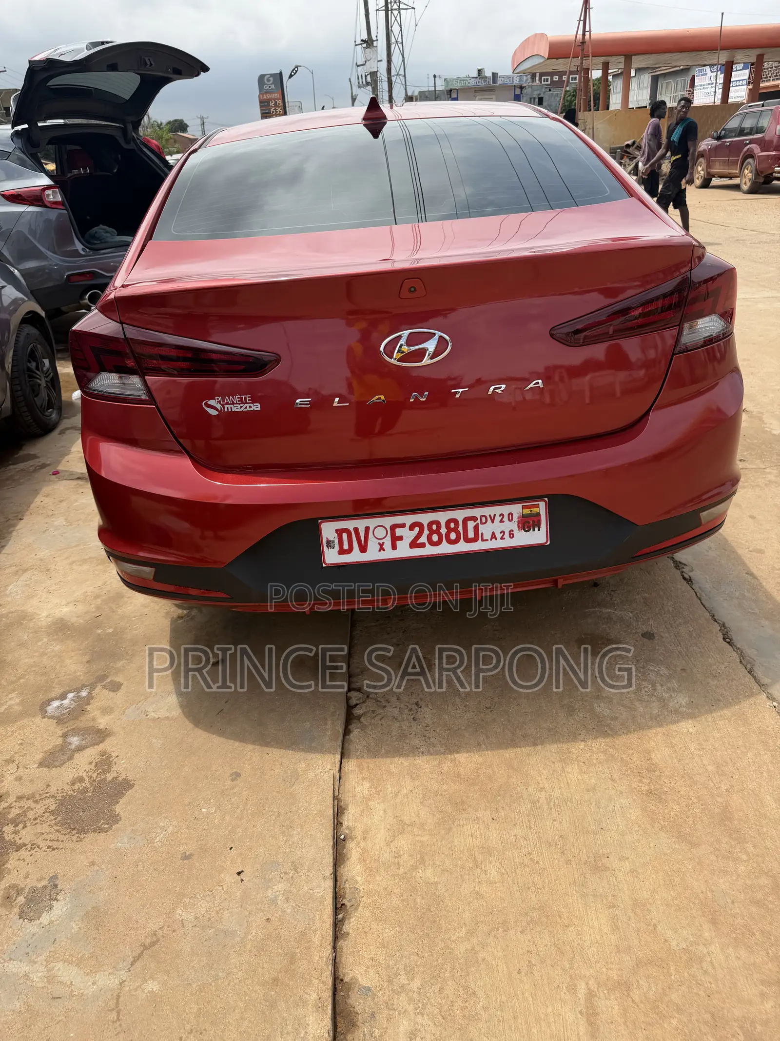 Hyundai Elantra Limited 2020 Red