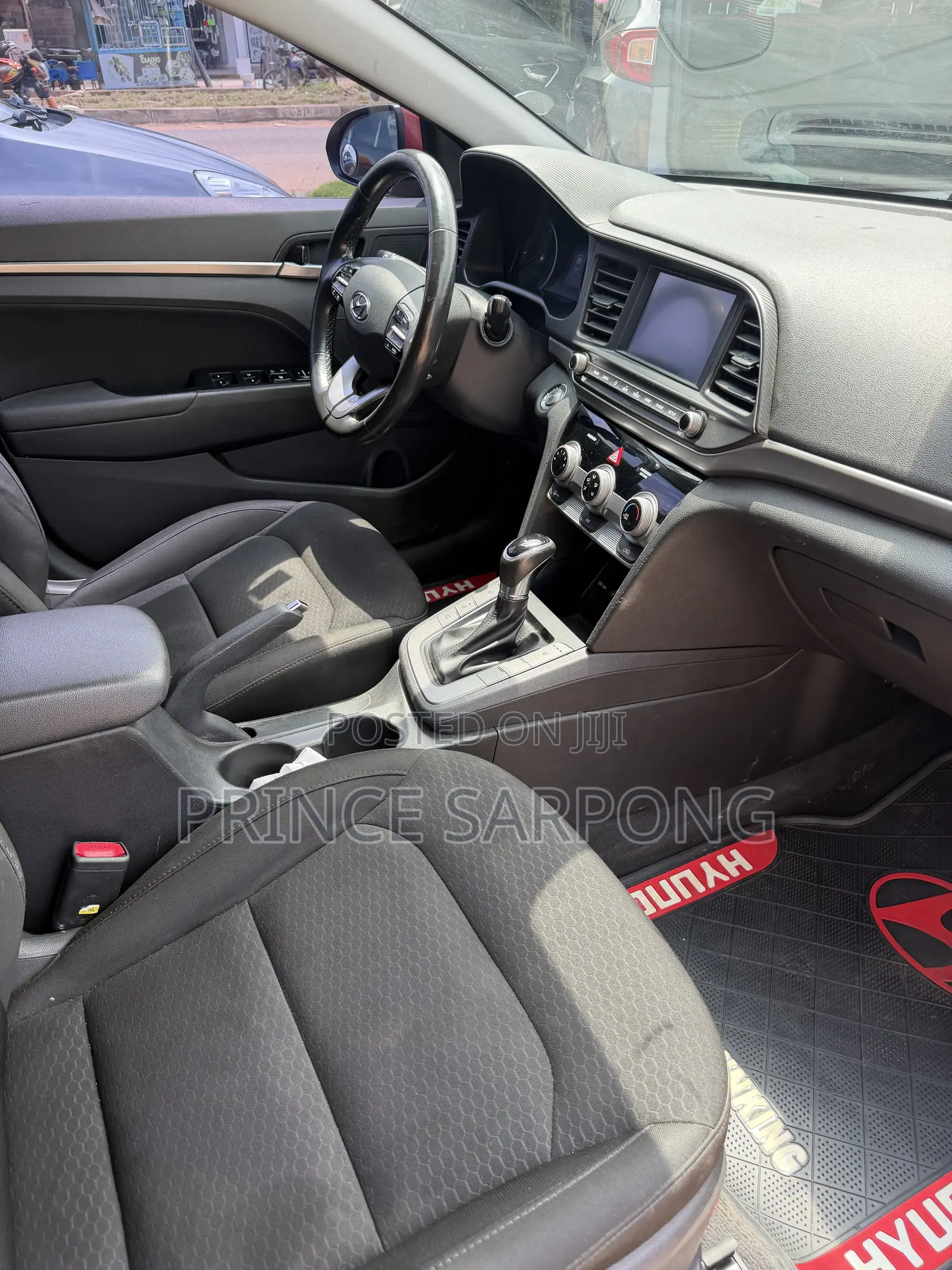 Hyundai Elantra Limited 2020 Red
