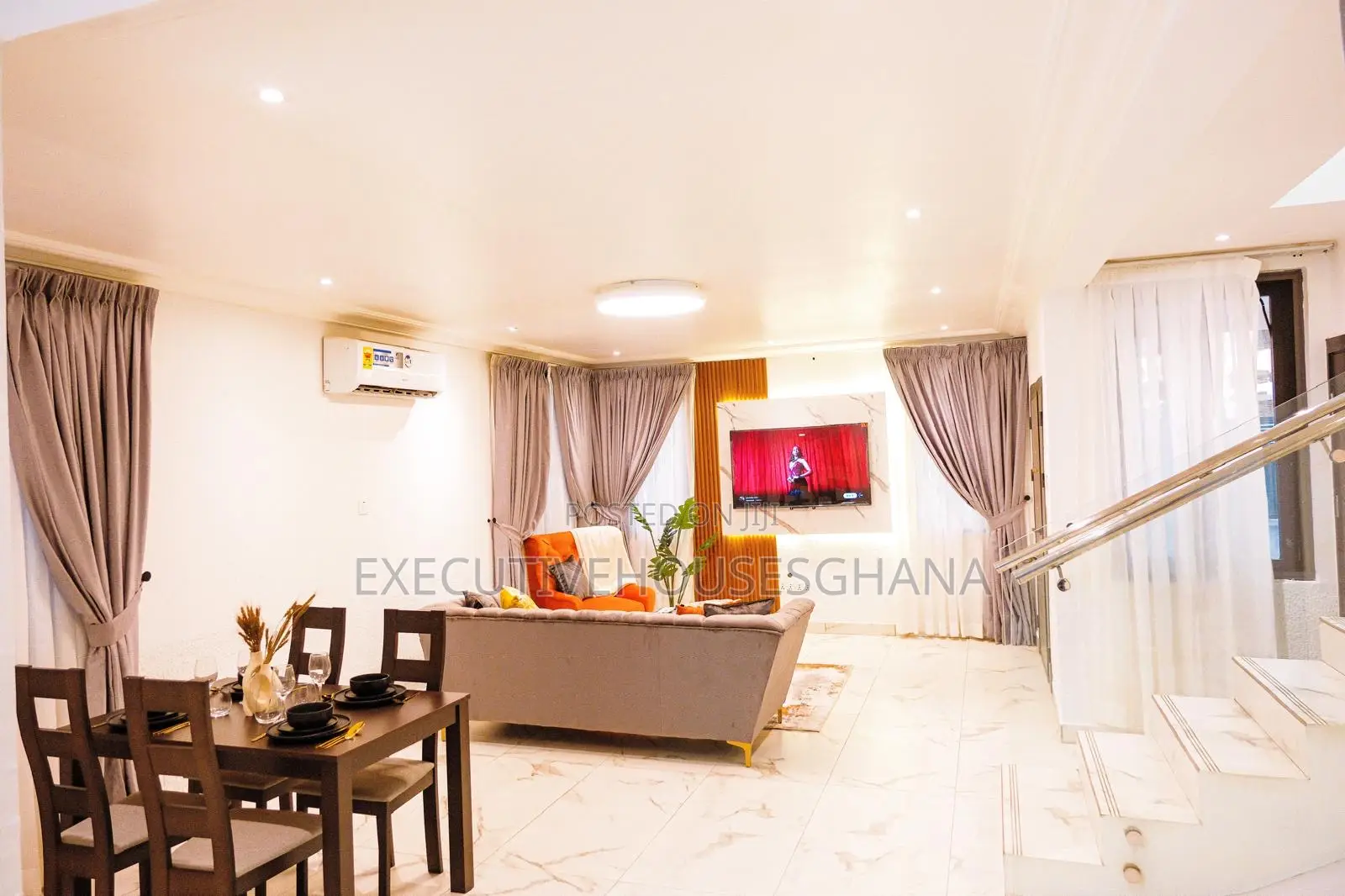 3 4 Bedroom Luxury Furnished Home Within a Gated Community