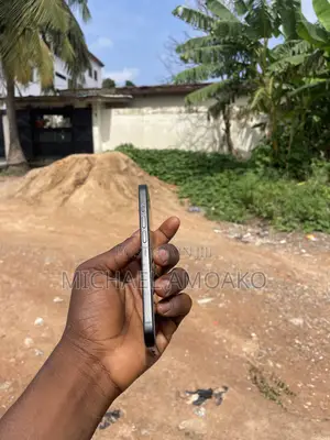 Apple iPhone 15 128 GB Black