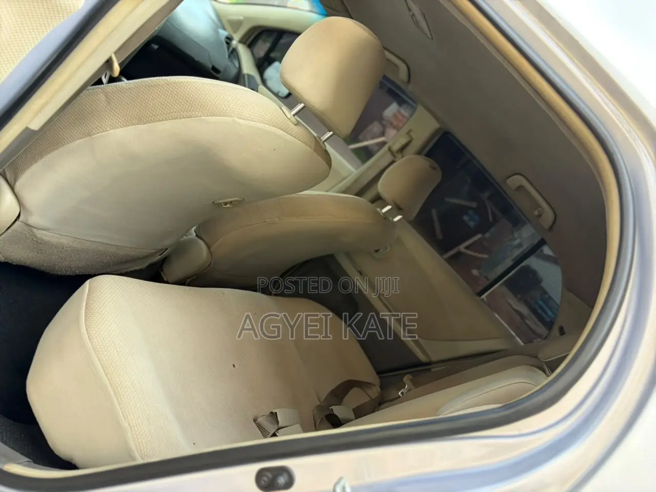 Toyota Vitz 1.3 AWD 3dr 2010 Silver