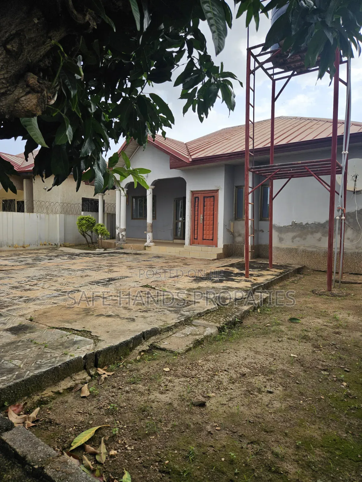 2bdrm House in Naugua Street, Lake Side Estate for sale