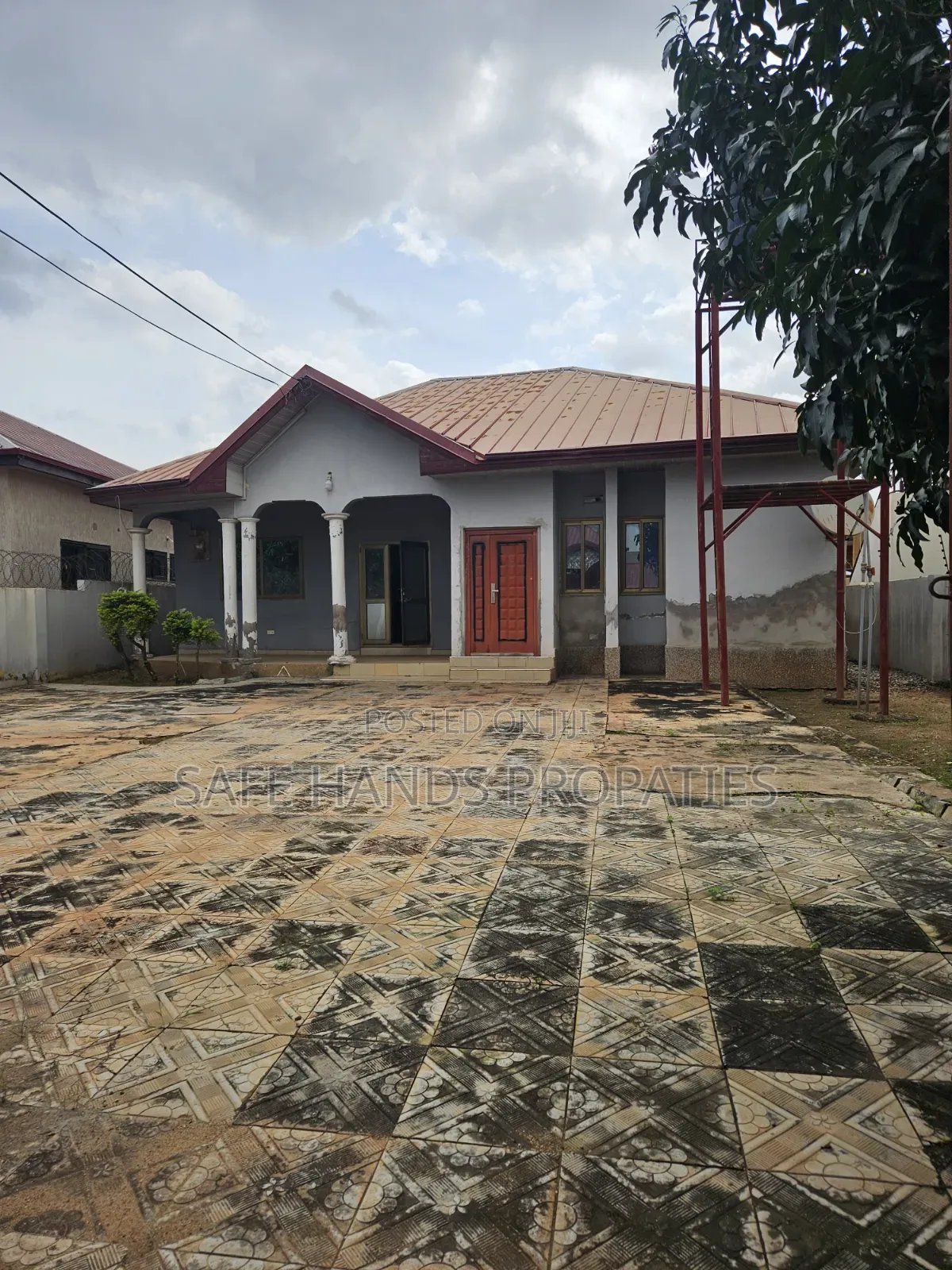 2bdrm House in Naugua Street, Lake Side Estate for sale