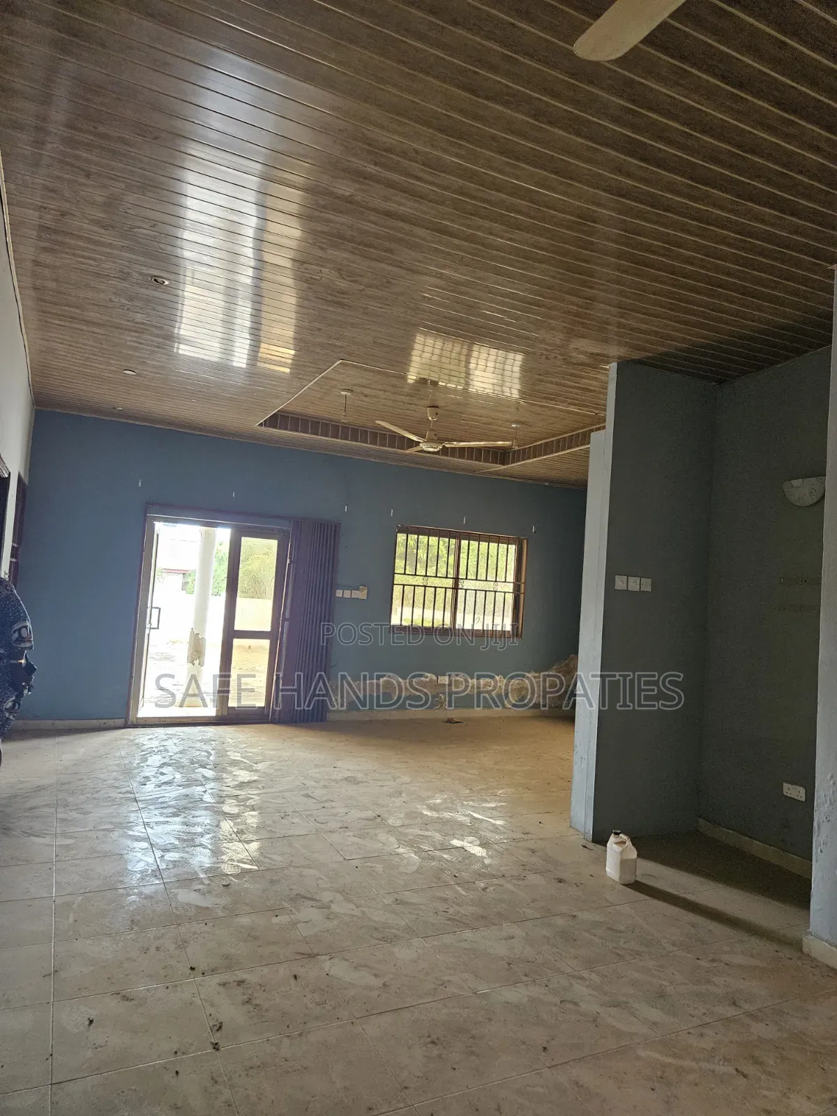 2bdrm House in Naugua Street, Lake Side Estate for sale