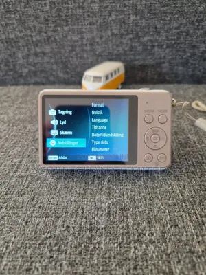 Samsung St77 16.1-Megapixel Digital Camera