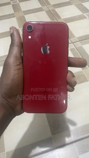 Apple iPhone XR 64 GB Red