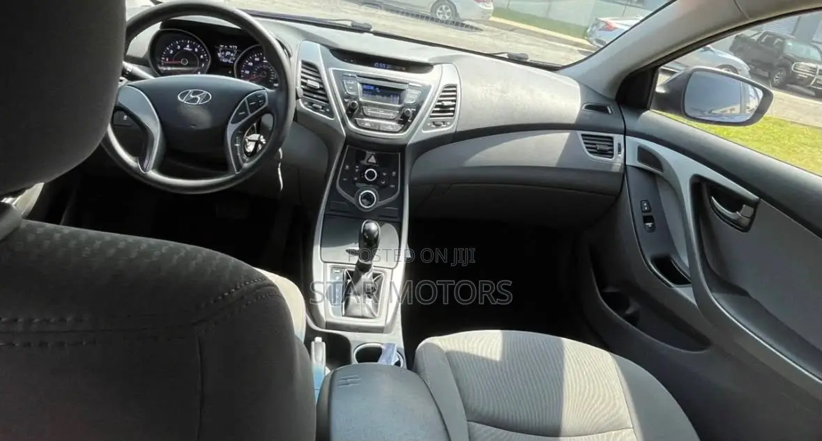 Hyundai Elantra 2016 Blue