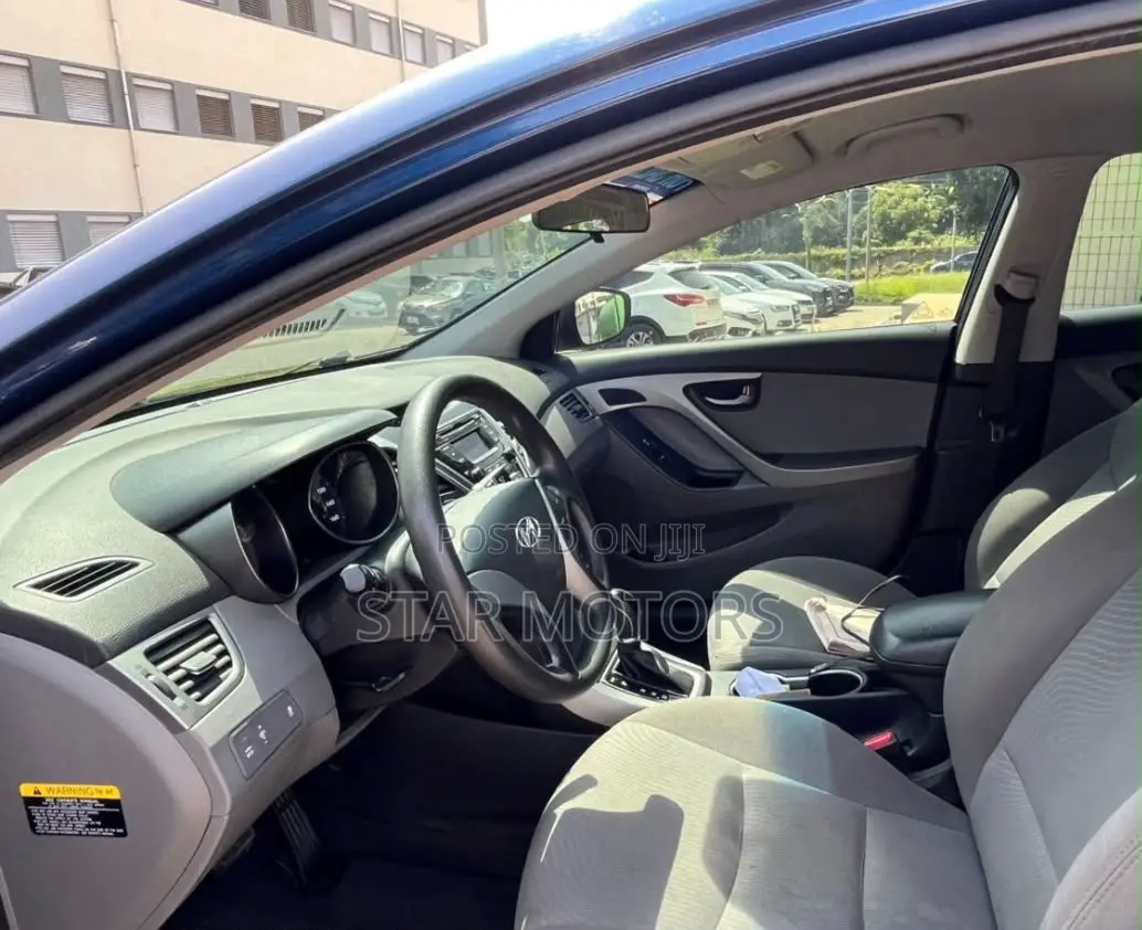 Hyundai Elantra 2016 Blue